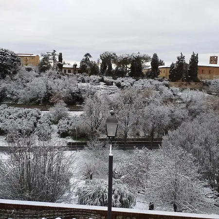 Dietro Le Mura Apartment *