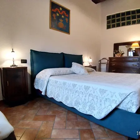 Dietro Le Mura Colle Val D'Elsa